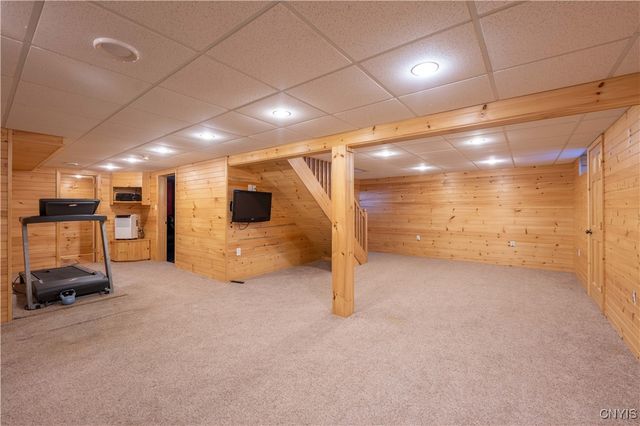 12 Christine Court South, New Hartford, NY 13413