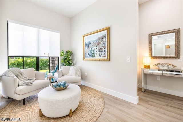 167 Burning Tree DR, Naples, FL 34105