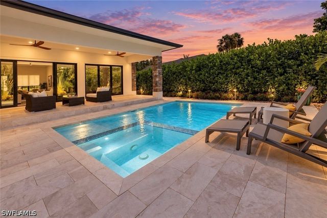 167 Burning Tree DR, Naples, FL 34105