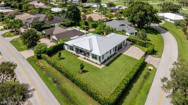 167 Burning Tree DR, Naples, FL 34105