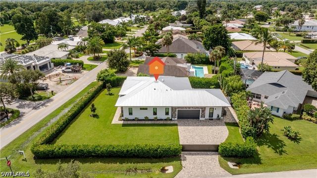 167 Burning Tree DR, Naples, FL 34105