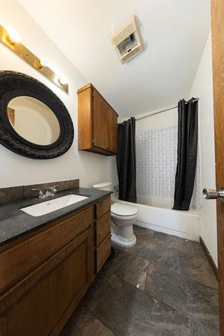 1113 Swan Lake Road, Edmond, OK 73003