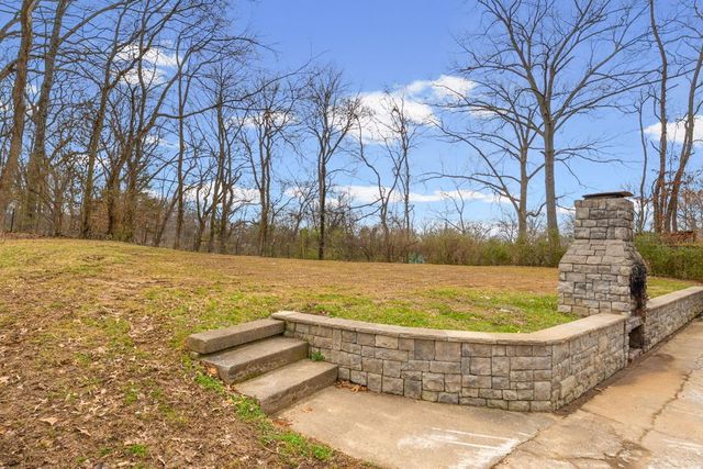 1225 Currey Rd, Nashville, TN 37217