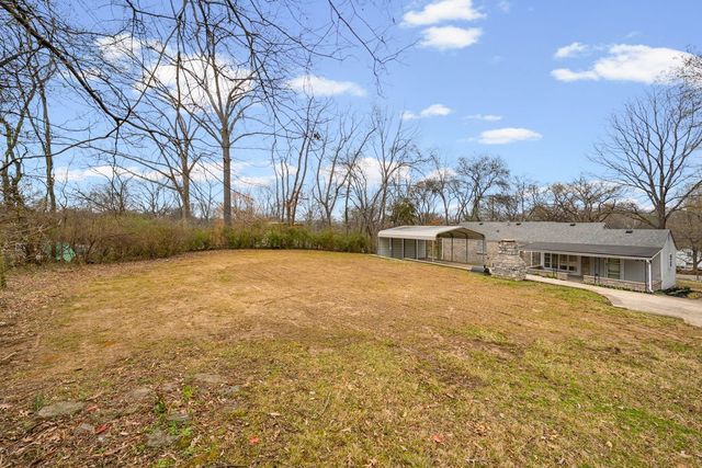 1225 Currey Rd, Nashville, TN 37217