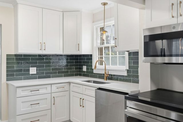 1225 Currey Rd, Nashville, TN 37217