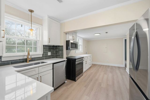 1225 Currey Rd, Nashville, TN 37217