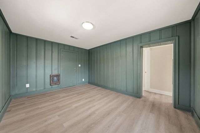 1225 Currey Rd, Nashville, TN 37217