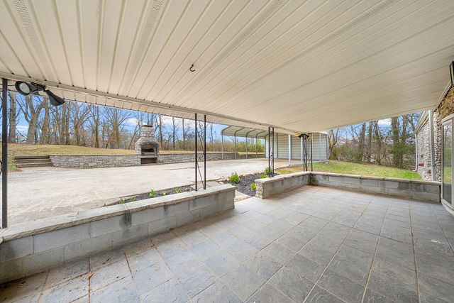 1225 Currey Rd, Nashville, TN 37217