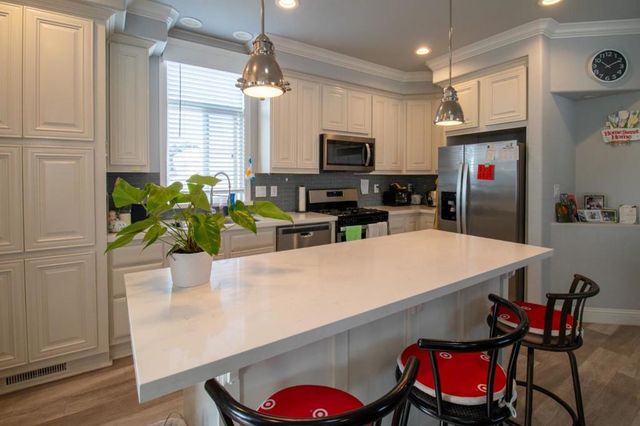 60 Wilson Way, Milpitas, CA 95035