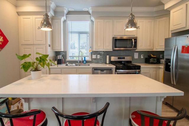 60 Wilson Way, Milpitas, CA 95035