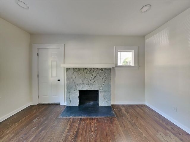 499 Woodlawn NW Avenue, Atlanta, GA 30318