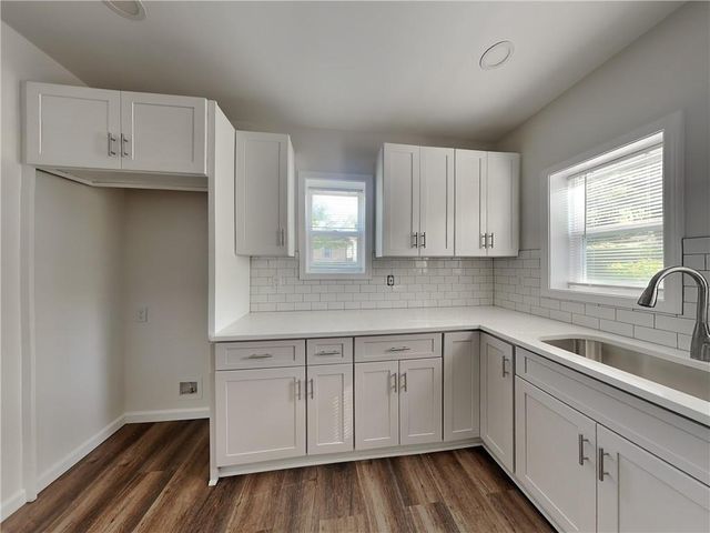 499 Woodlawn NW Avenue, Atlanta, GA 30318