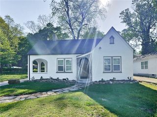 499 Woodlawn NW Avenue, Atlanta, GA 30318