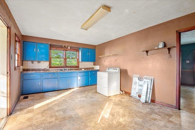 1110 Main Street, Williamsburg, KY 40769
