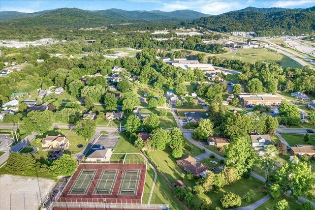 1110 Main Street, Williamsburg, KY 40769