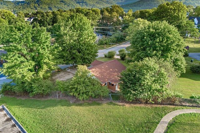 1110 Main Street, Williamsburg, KY 40769
