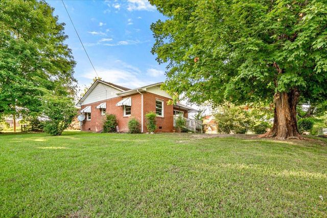 1110 Main Street, Williamsburg, KY 40769