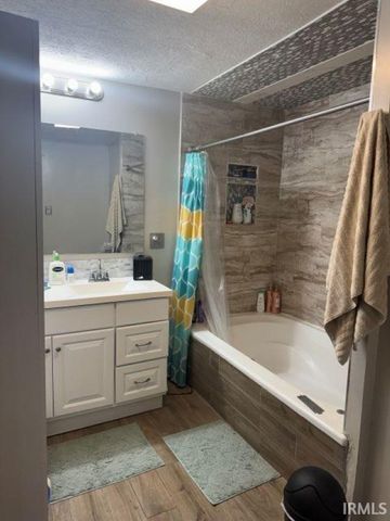 1606 Frances Avenue, Elkhart, IN 46516