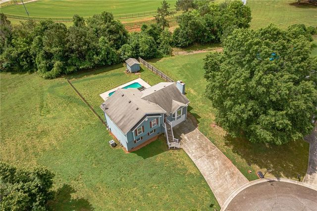 33 Misty Ridge Drive, Euharlee, GA 30145