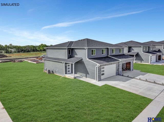 153 W Cowdrey Lane, Lincoln, NE 68523