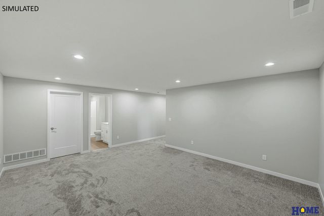 153 W Cowdrey Lane, Lincoln, NE 68523
