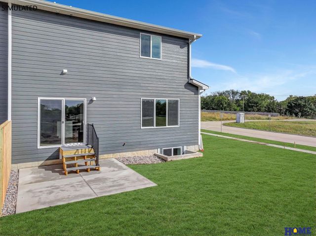 153 W Cowdrey Lane, Lincoln, NE 68523