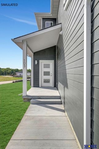 153 W Cowdrey Lane, Lincoln, NE 68523