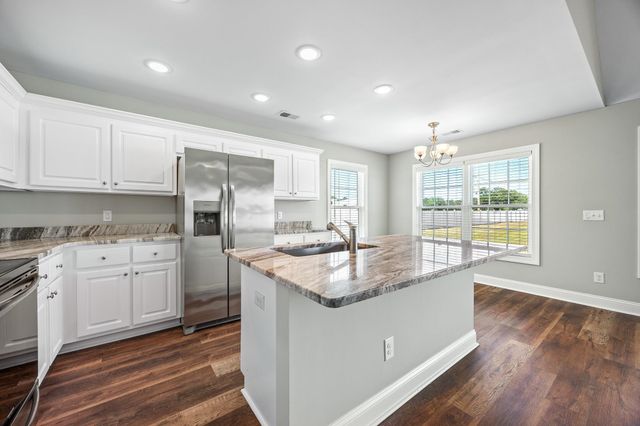 374 Allsbrook Rd., Loris, SC 29569