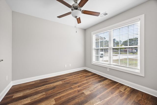 374 Allsbrook Rd., Loris, SC 29569