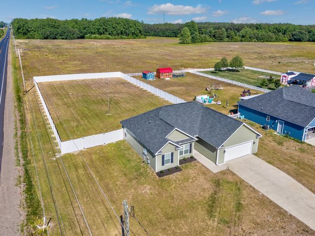 374 Allsbrook Rd., Loris, SC 29569