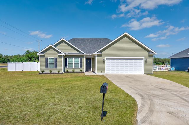 374 Allsbrook Rd., Loris, SC 29569