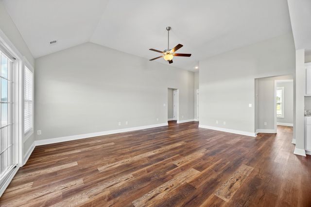 374 Allsbrook Rd., Loris, SC 29569