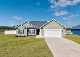 374 Allsbrook Rd., Loris, SC 29569