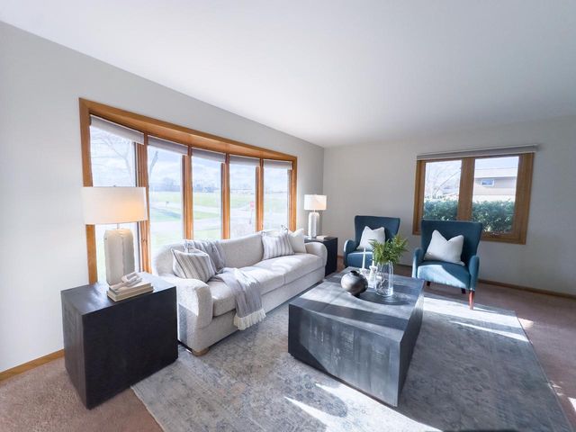 3340 Russel ROAD, New Berlin, WI 53151
