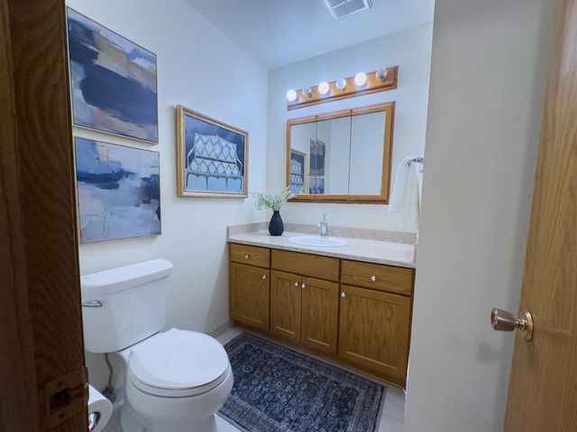 3340 Russel ROAD, New Berlin, WI 53151