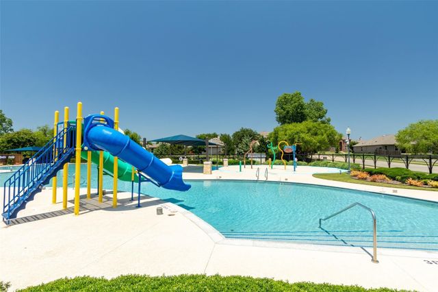 1020 Cheyenne Drive, Aubrey, TX 76227