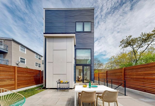 213 Third Street, Cambridge, MA 02141