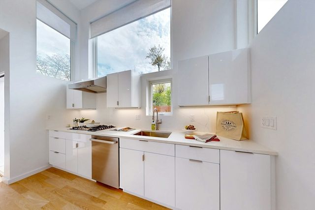 213 Third Street, Cambridge, MA 02141