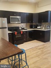 319 MARKET ST ##4, Philadelphia, PA 19106