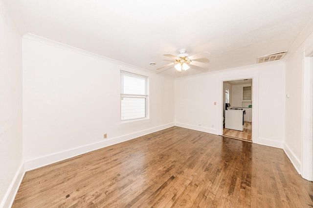 3465 N 1st STREET, Milwaukee, WI 53212