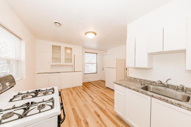 3465 N 1st STREET, Milwaukee, WI 53212