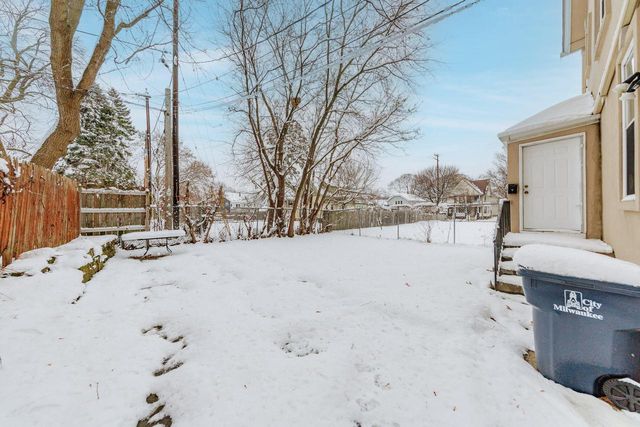 3465 N 1st STREET, Milwaukee, WI 53212