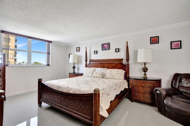 1601 S Ocean Dr 501, Hollywood, FL 33019