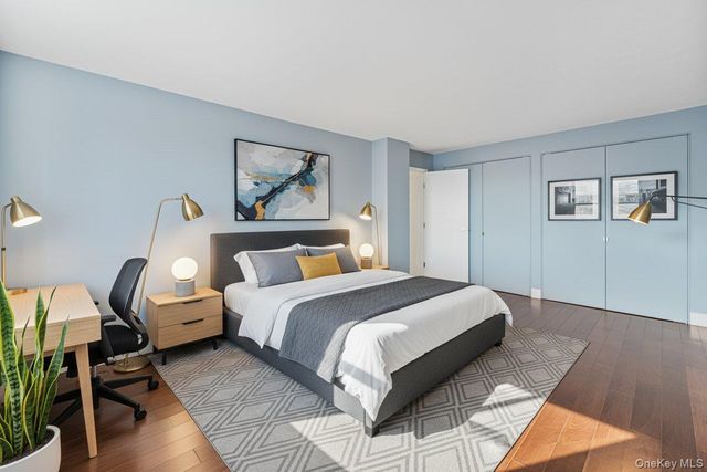 70-20 108 9M, Forest Hills, NY 11375