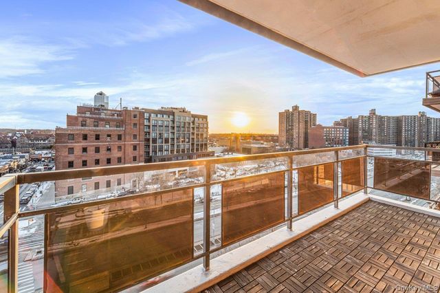 70-20 108 9M, Forest Hills, NY 11375