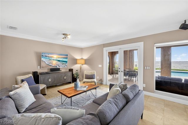 19 George Town, Fort Myers, FL 33919