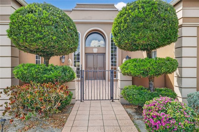 19 George Town, Fort Myers, FL 33919