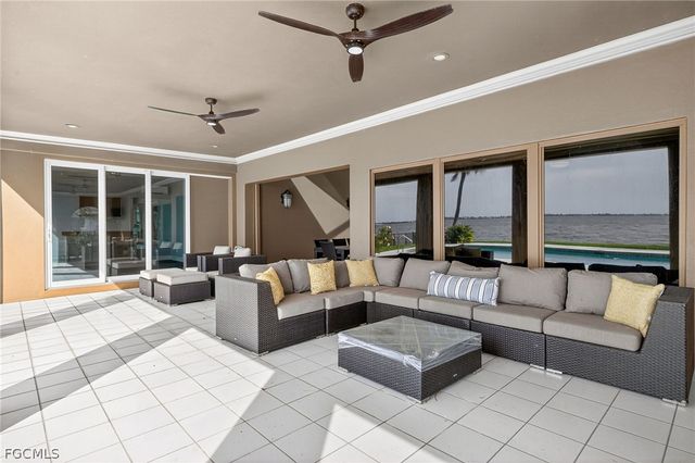 19 George Town, Fort Myers, FL 33919