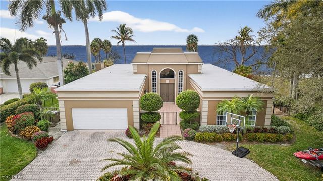 19 George Town, Fort Myers, FL 33919