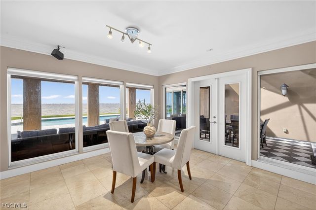 19 George Town, Fort Myers, FL 33919